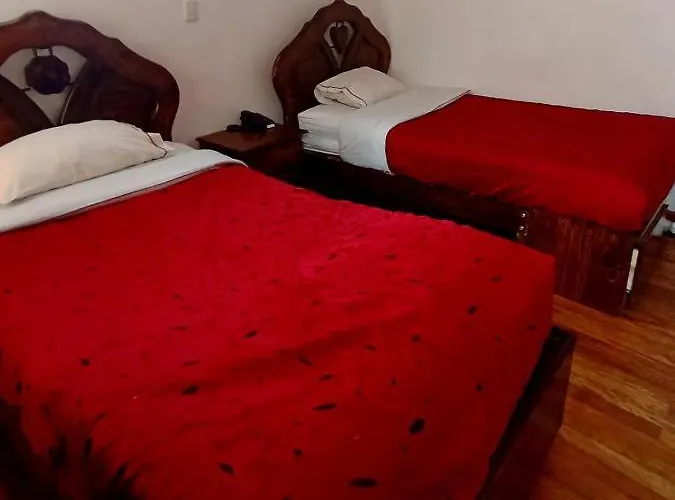 Carmen Hotel *